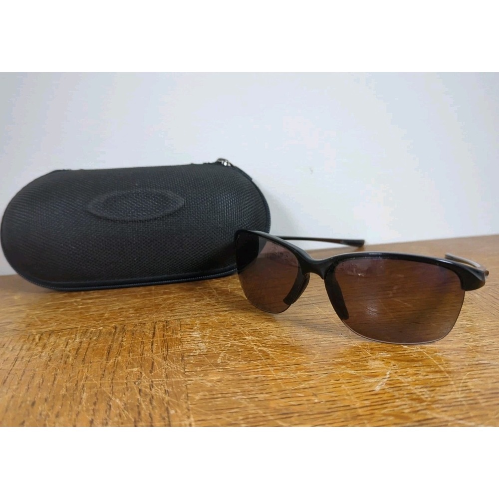 Oakley Unstoppable OO9191-02 65‎ 09 130 Black / Purple Polarized Sunglasses